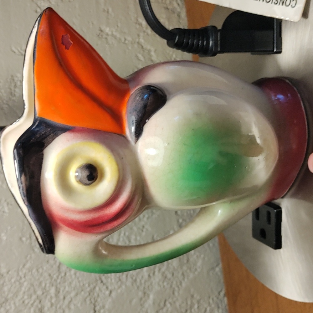 Toucan pitcher or creamer